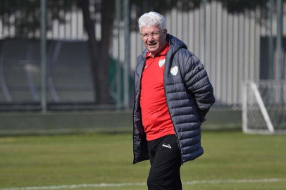 İsmail Ertekin: "Hakemler bütün hataları bize yapıyor”