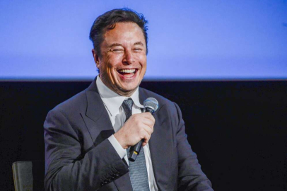 Elon Musk'tan "Trump, Twitter'a dönsün mü?" anketi