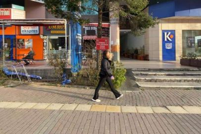 Bursa’da şiddetli lodos hayatı olumsuz etkiliyor