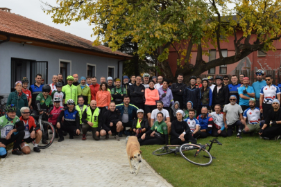 Tarih öncesine pedalladılar