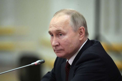 Putin'den flaş karar! O ülkelere petrol satışını yasakladı