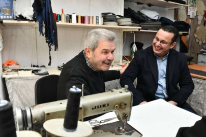 Bursa'da mesleğin son temsilcisi! 53 yıldır şapka üretiyor