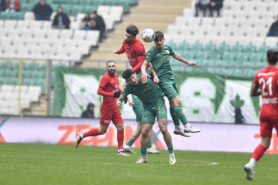 Bursaspor evinde Çorum FK'ye yenildi