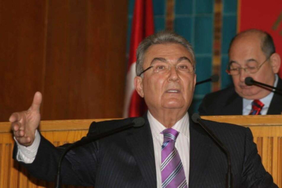 Deniz Baykal vefat etti