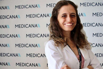 Kepçe kulak estetiği