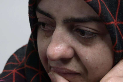 Bursa'da depremzedenin yaktığı ağıt, salondakileri ağlattı