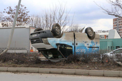 Takla atan kamyonetin sürücüsü yaralandı