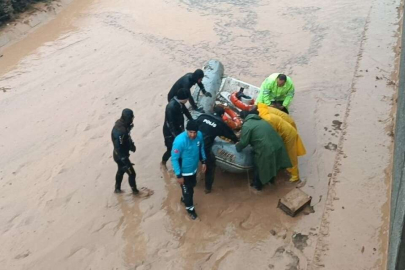 Sel sularının arasında bir kişinin cansız bedenine ulaşıldı