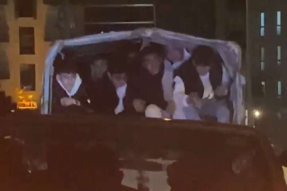 Bursa'da kamyonet kasasında tehlikeli yolculuk