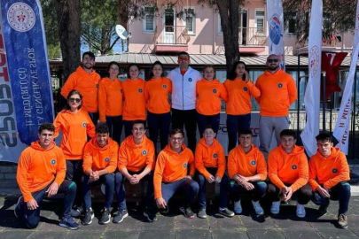 Kanoda en iyiler yine Bursa Büyükşehir Belediyespor’dan