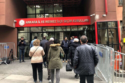 Cumhurbaşkanı adayları için 100 bin imza süreci devam ediyor