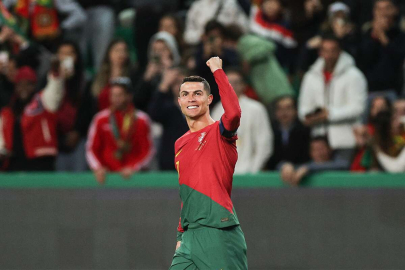 Cristiano Ronaldo'dan yeni dünya rekoru