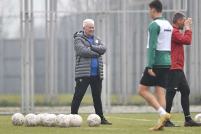 Bursaspor'dan İsmail Ertekin açıklaması