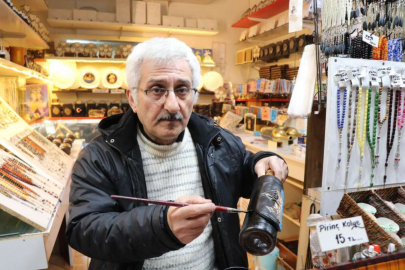 1 TL'ye aldığı atık şişeleri Avrupa'ya 50 euroya satıyor