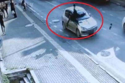 Bursa'da feci kaza: Metrelerce böyle savruldu