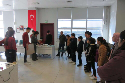 Bursa'da depremzede çocuklara bilim turu