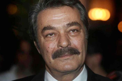 Kadir İnanır'dan 'adaylık' açıklaması