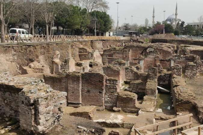 Saraçhane Arkeoloji Parkı'nda Roma dönemine ait heykel bulundu