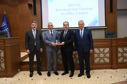 Bursa Büyükşehir'de Bilgi İşlem deposuyla fark attı