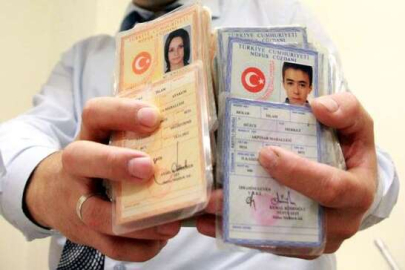 ‘Eski kimlikle de oy kullanılabilir mi’ sorusuna yanıt geldi