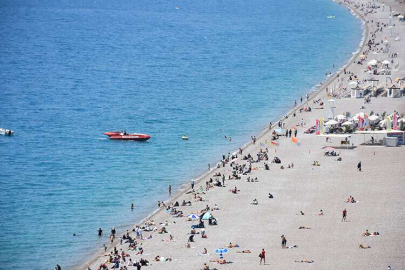 Antalya ilk 4 ayda turizmde rekor sinyali verdi