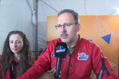 Bakan Kasapoğlu, TEKNOFEST'i ziyaret etti