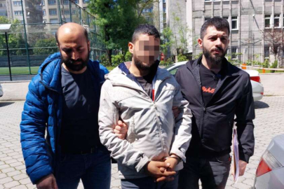 Tartıştığı genci sırtından bıçakladı