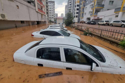 Sel felaketi havadan görüntülendi