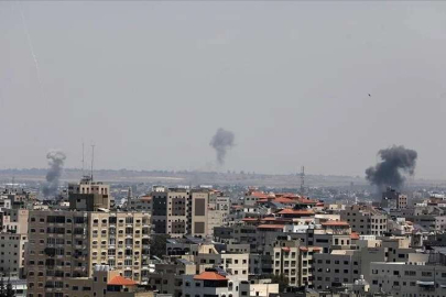 İsrail ordusu Gazze'yi vurmaya devam ediyor