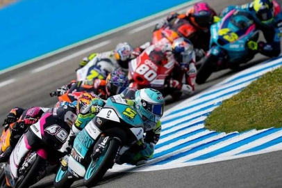 Milli motosikletçi Deniz Öncü, Fransa'da piste çıkacak