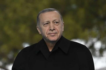 Erdoğan: "85 milyona aşkla hizmet etmek için varız"