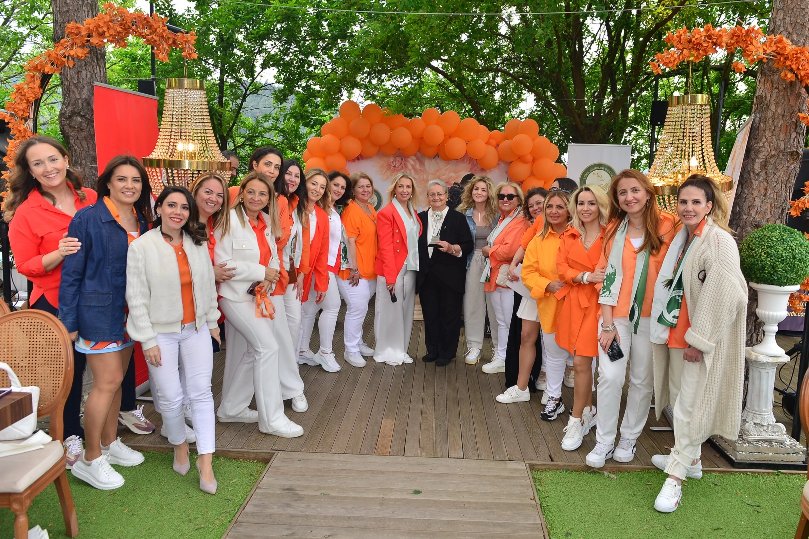 Annelerden geleneksel buluşma