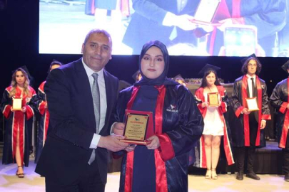 Sınav Okulları’nda mezuniyet coşkusu