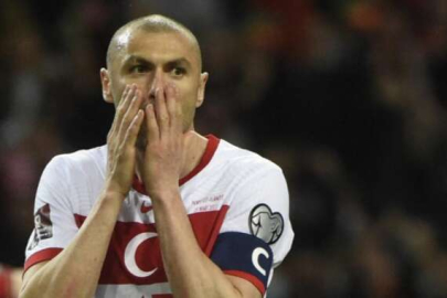 Burak Yılmaz futbolu bıraktı