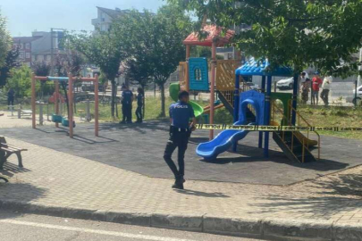 Çocuk parkında kan döküldü