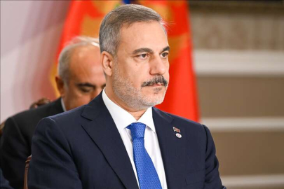 Bakan Fidan, yeni Yunan mevkidaşı Gerapetritis'i tebrik etti
