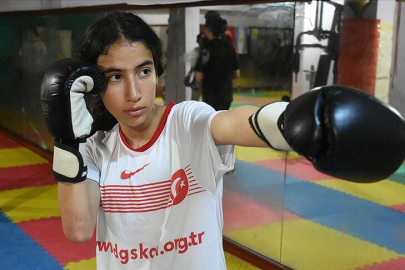Depremzede sporcu, Avrupa'da zirveye çıkmak istiyor