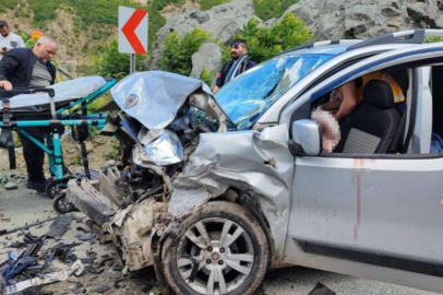 Bayram dönüşü trafik kazası: 8 yaralı