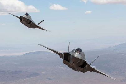 İsrail, ABD'den 25 adet F-35 savaş uçağı alacak