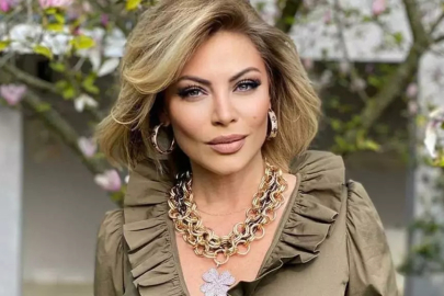Seray Sever'in deniz keyfi kameralarda