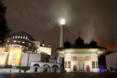 Topkapı Sarayı'ndaki yangın söndürüldü