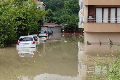 AFAD: Sağanak nedeniyle 13 ev tahliye edildi