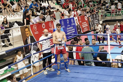 Eren Çelik, Avrupa Gençler Kick Boks Şampiyonası’na hazırlanıyor