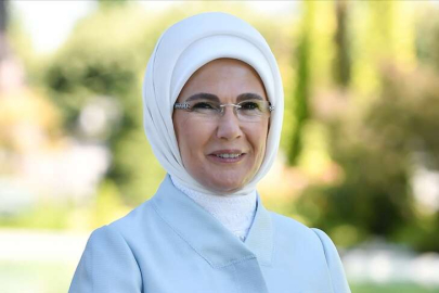 Emine Erdoğan'dan "Filenin Sultanları"na tebrik