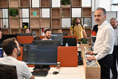 Gençler Bursa’nın geleceğini kodluyor