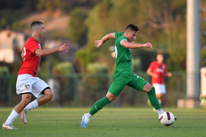 Bursaspor hazırlık maçında Gaziantep FK ile berabere kaldı