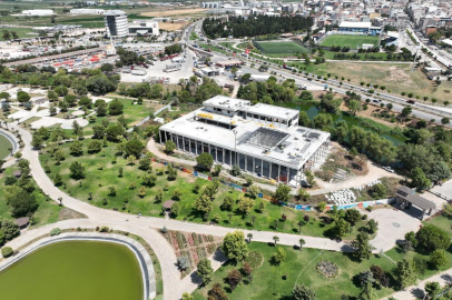 Karacabey Kültür Merkezi’nde inşaat hızlandı