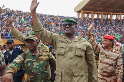 Askeri cunta, ECOWAS ile diyaloğa yaklaşıyor