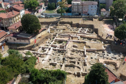 1326 Bursa’sı Hisar’da ortaya çıkıyor