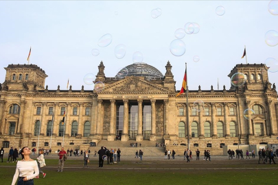 Almanlar hükümetin icraatlarından memnun değil